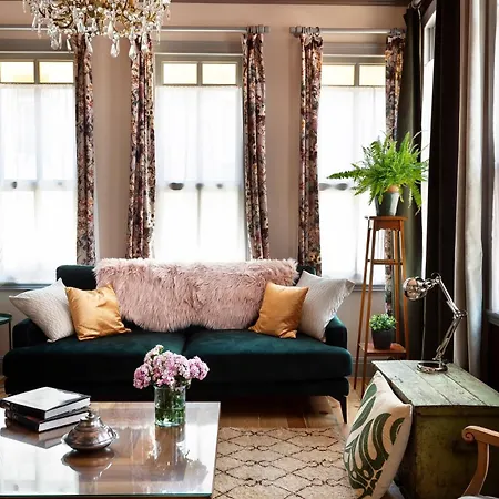 아파트 Tastefully Decorated House In Old - Rose