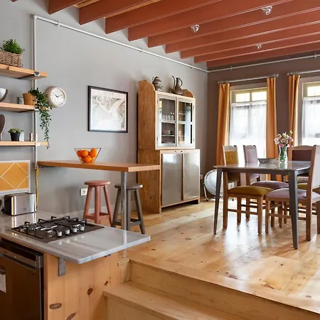 Apartamento Tastefully Decorated House In Old - Rose